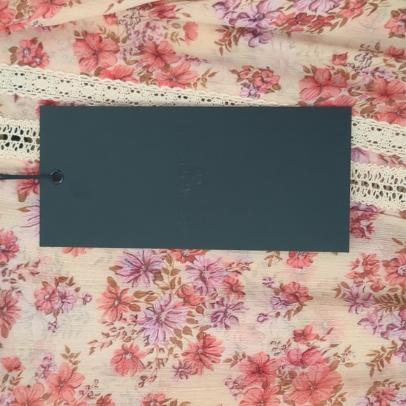 The Kooples Blouse Pink Floral Lace Insert 9 Perfect Strangers Nicole Kidman NWT - Picture 5 of 11